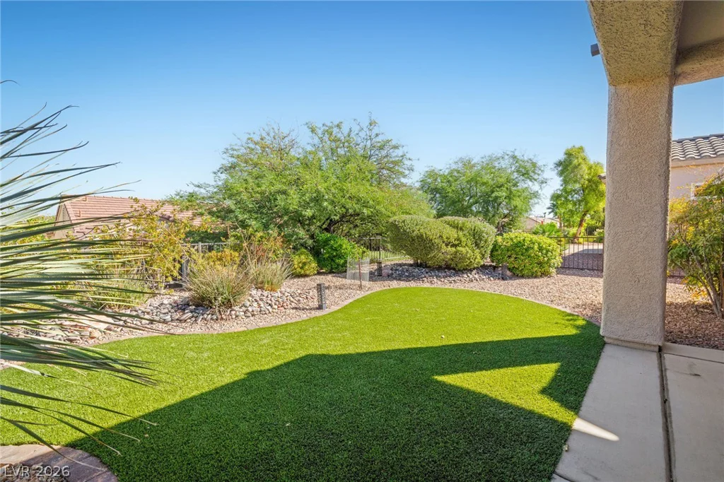 2570 Youngtown, Henderson, NV 89052