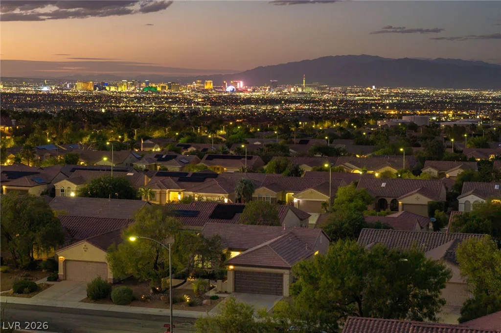 2570 Youngtown, Henderson, NV 89052