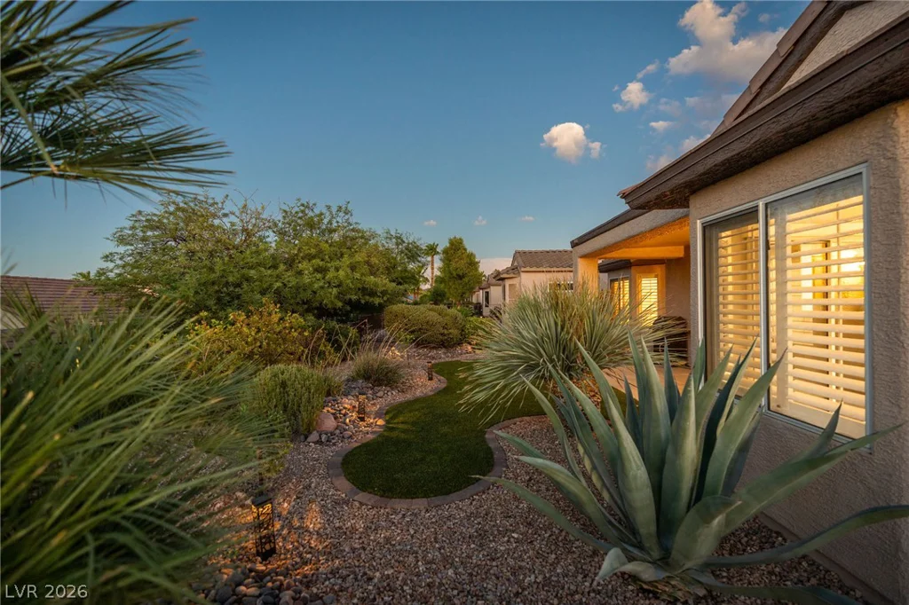 2570 Youngtown, Henderson, NV 89052