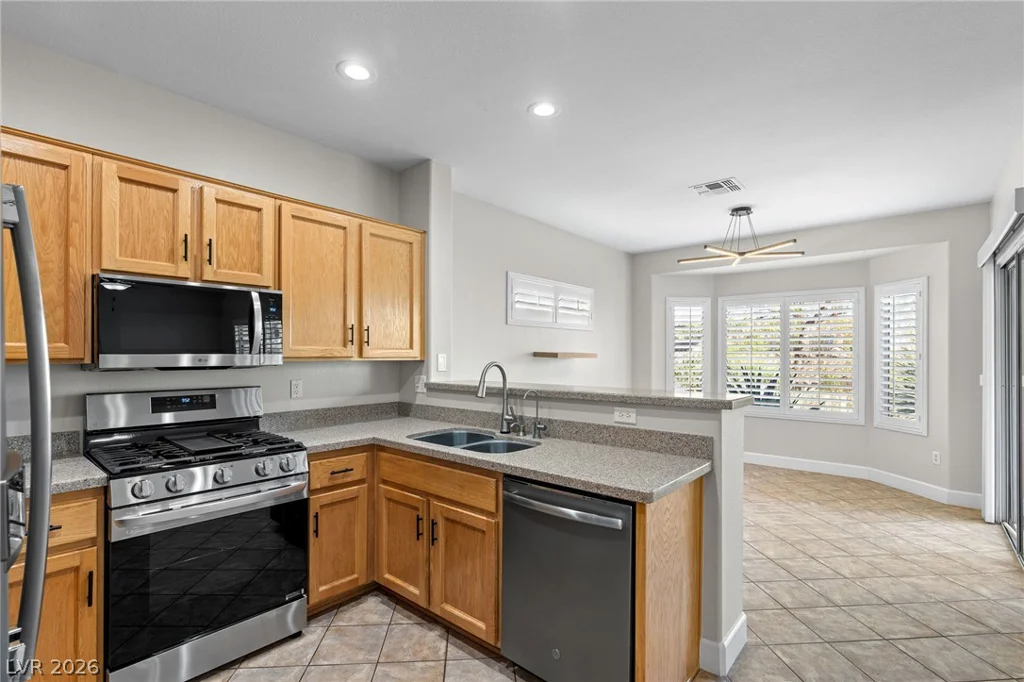 2570 Youngtown, Henderson, NV 89052