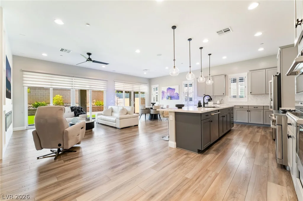 117 Ella Ashman, Henderson, NV 89011