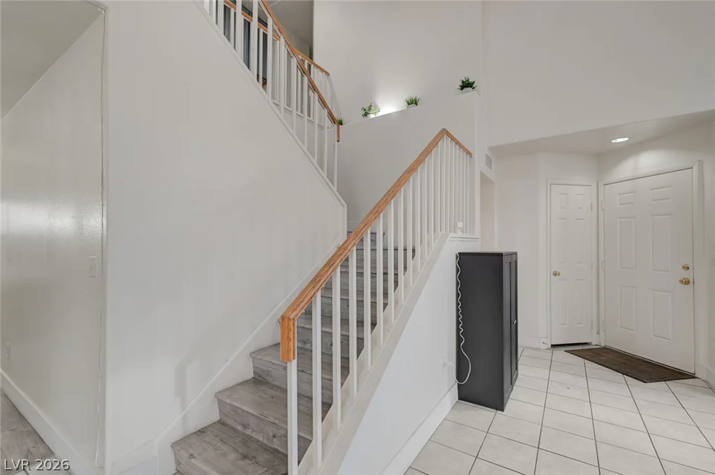 7680 Little Valley, Las Vegas, NV 89147