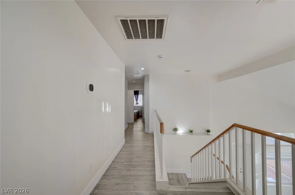 7680 Little Valley, Las Vegas, NV 89147
