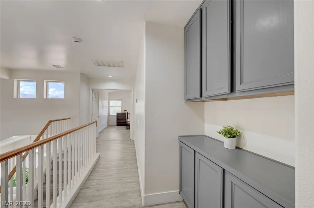 7680 Little Valley, Las Vegas, NV 89147