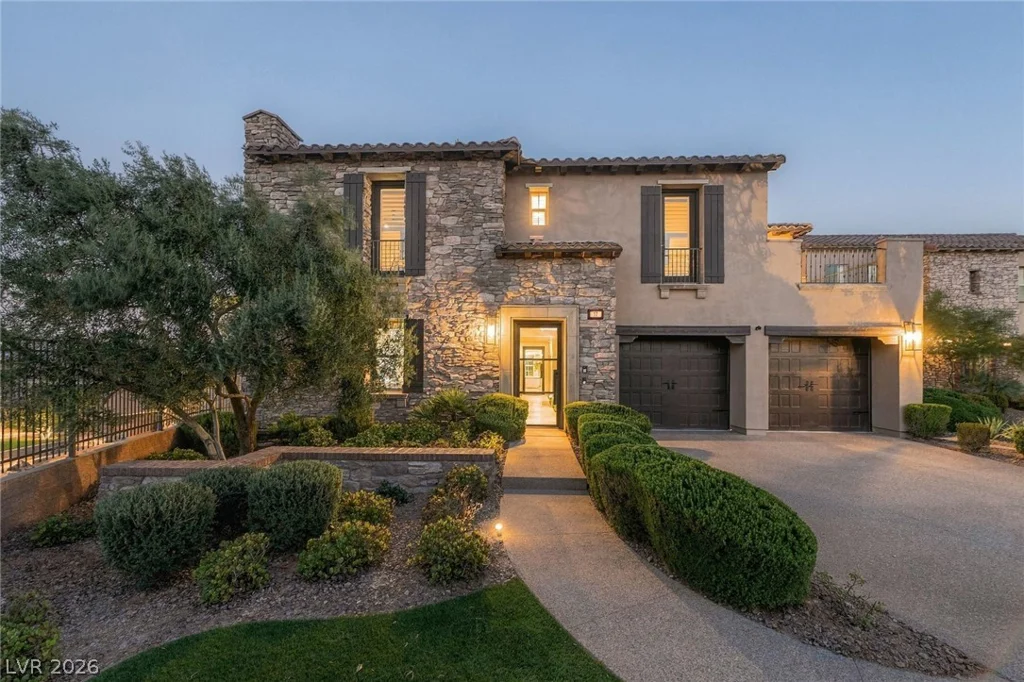12 Menaggio, Henderson, NV 89011