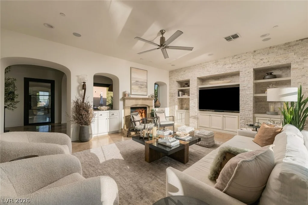 12 Menaggio, Henderson, NV 89011