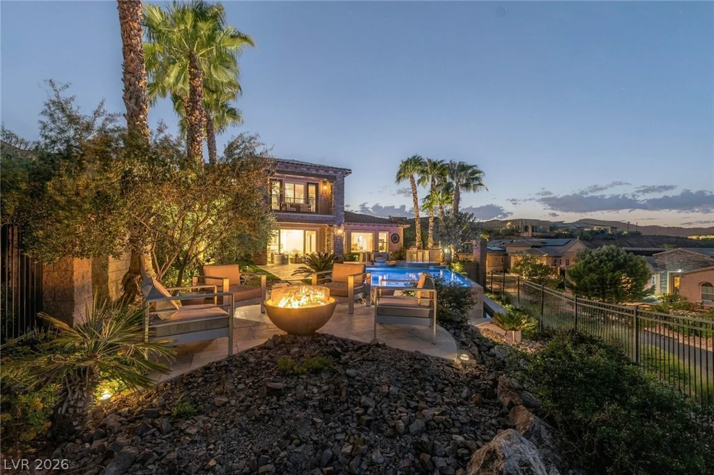 12 Menaggio, Henderson, NV 89011