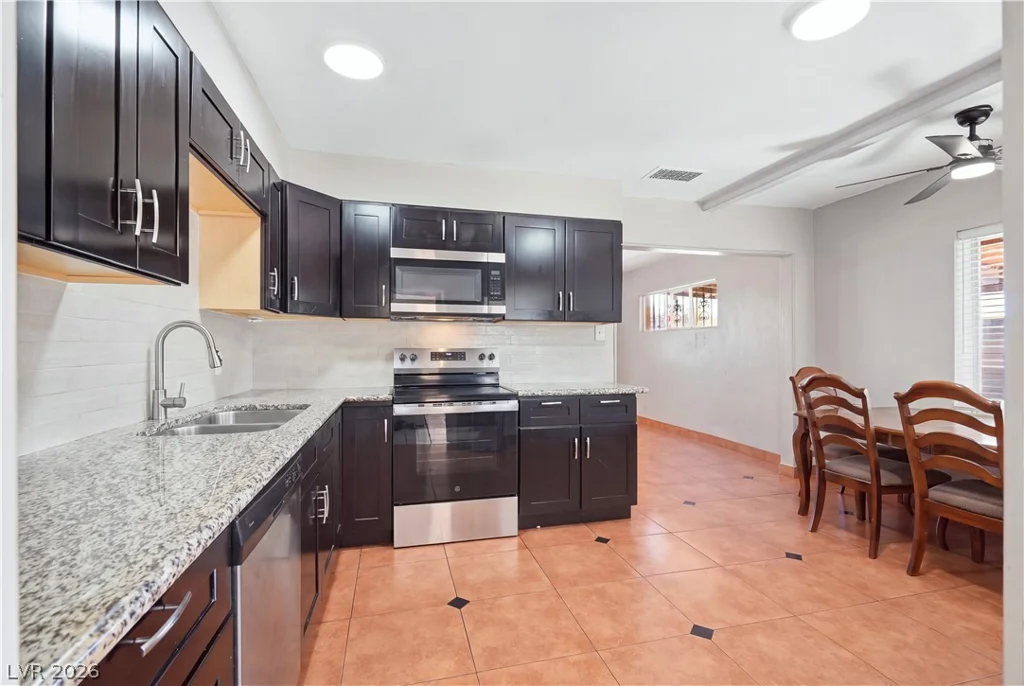 1932 Franklin, Las Vegas, NV 89104