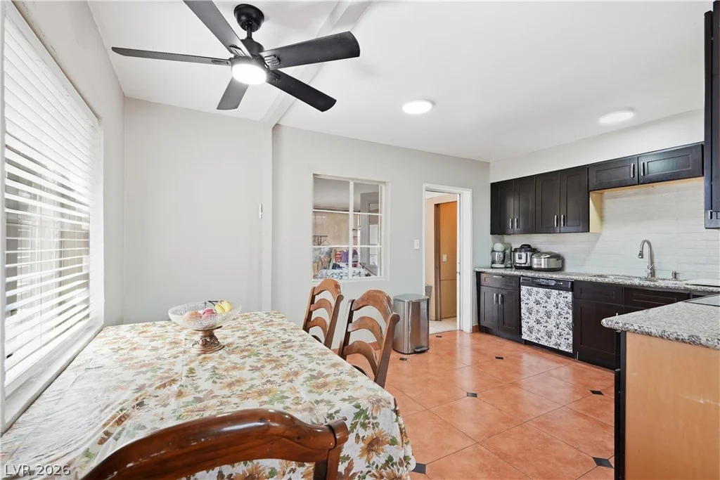 1932 Franklin, Las Vegas, NV 89104