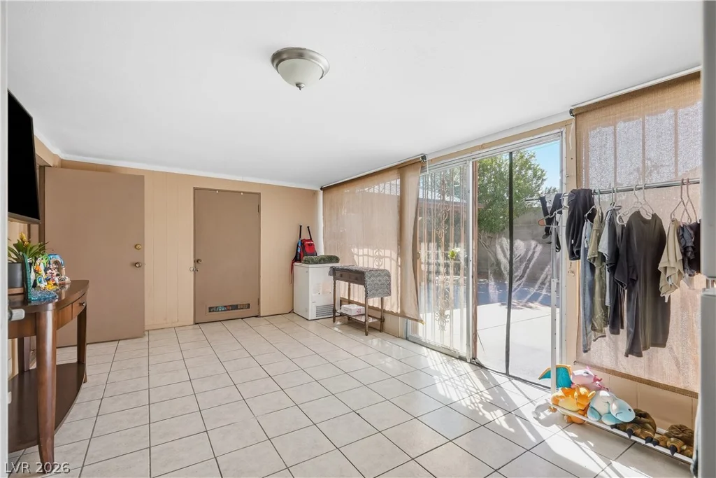 1932 Franklin, Las Vegas, NV 89104