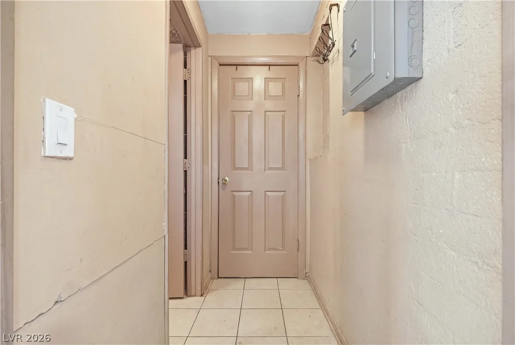 1932 Franklin, Las Vegas, NV 89104