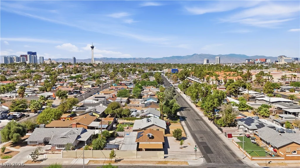 1932 Franklin, Las Vegas, NV 89104