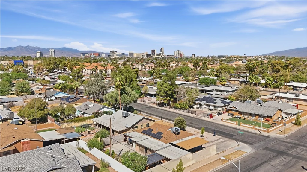 1932 Franklin, Las Vegas, NV 89104