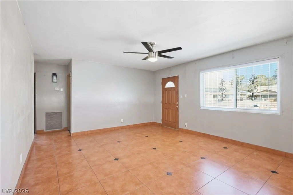 1932 Franklin, Las Vegas, NV 89104