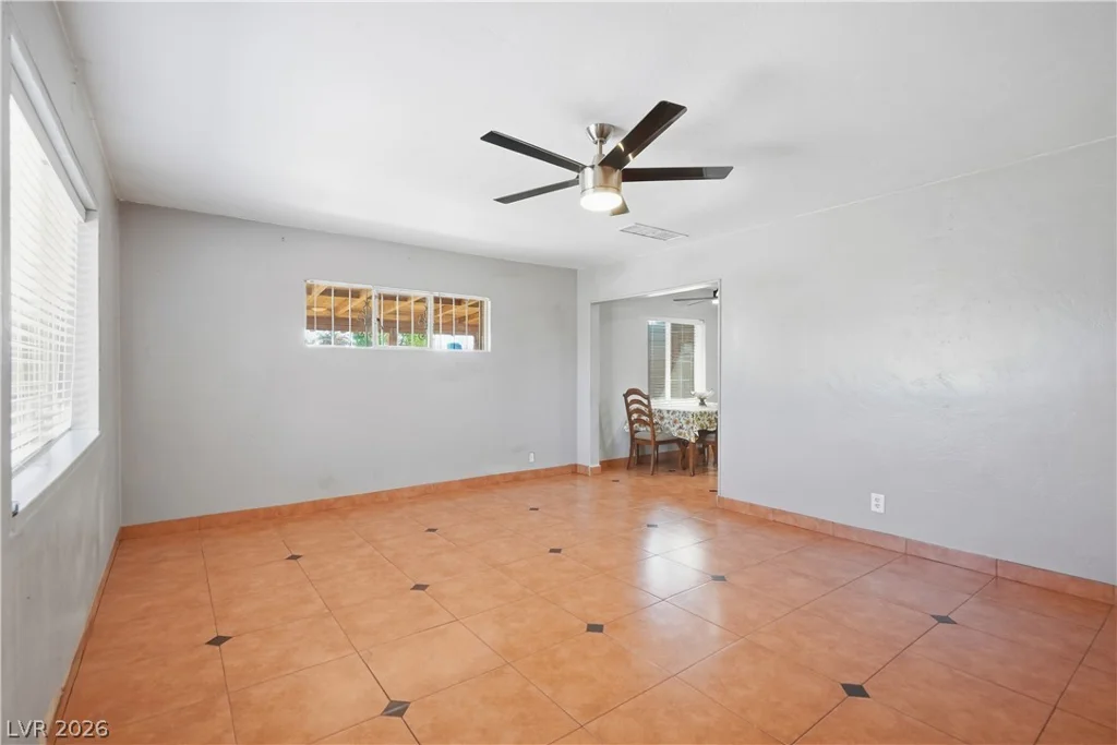 1932 Franklin, Las Vegas, NV 89104