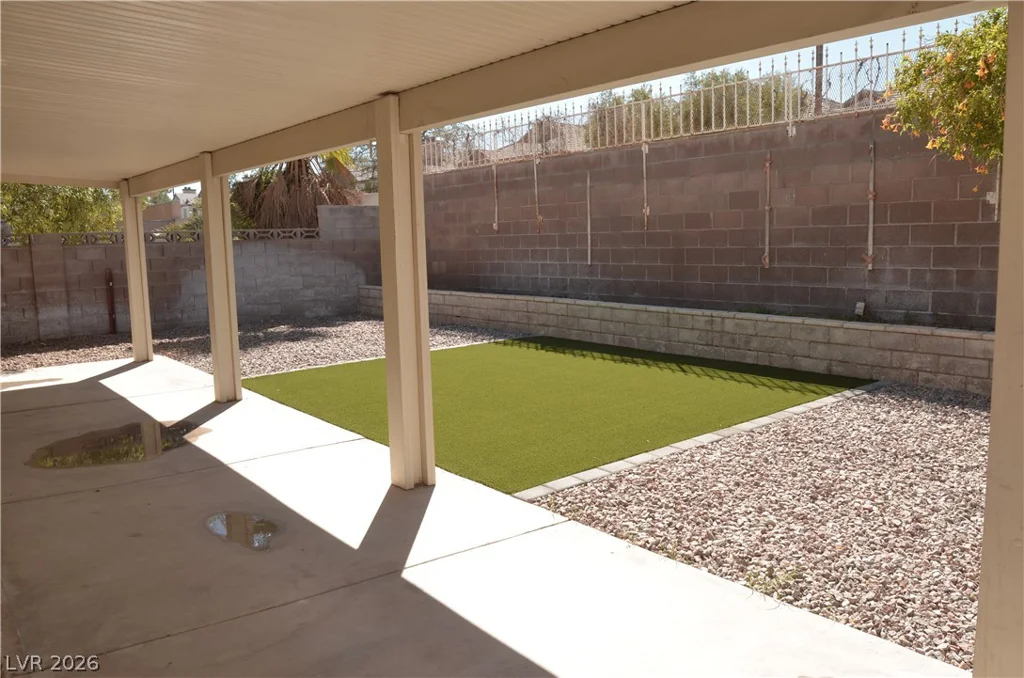 2717 Camphor Tree, Las Vegas, NV 89108