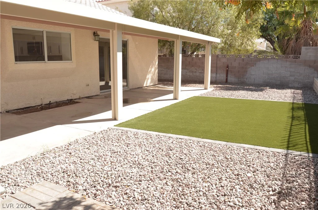 2717 Camphor Tree, Las Vegas, NV 89108