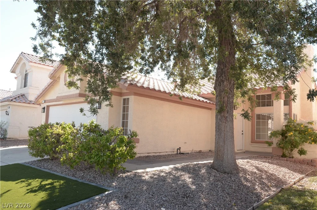 2717 Camphor Tree, Las Vegas, NV 89108