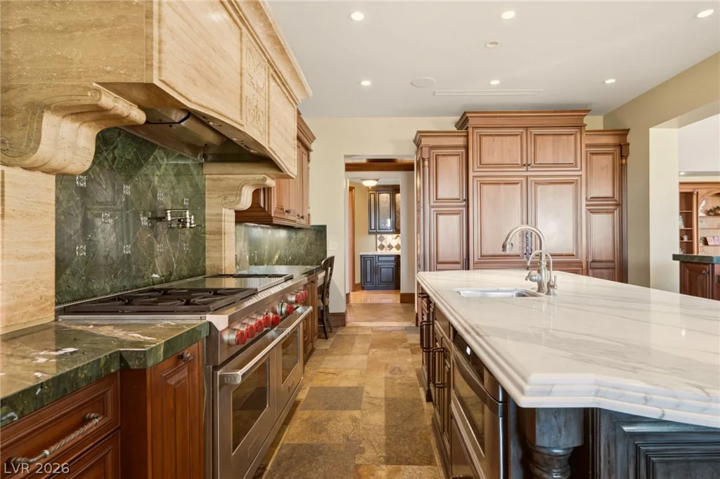 5 Wild Ridge, Las Vegas, NV 89135