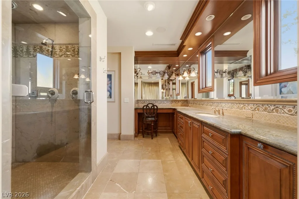 5 Wild Ridge, Las Vegas, NV 89135