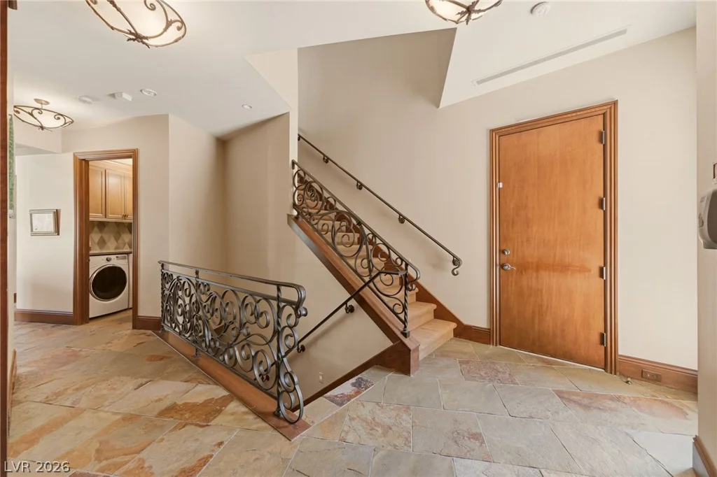 5 Wild Ridge, Las Vegas, NV 89135