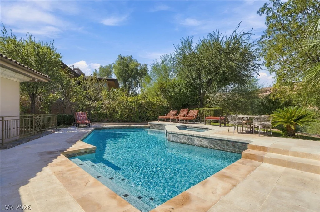 5 Wild Ridge, Las Vegas, NV 89135