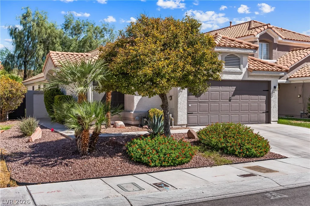 1408 Desert Hills, Las Vegas, NV 89117
