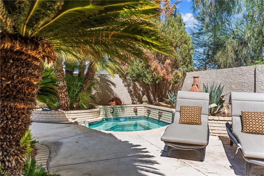 1408 Desert Hills, Las Vegas, NV 89117