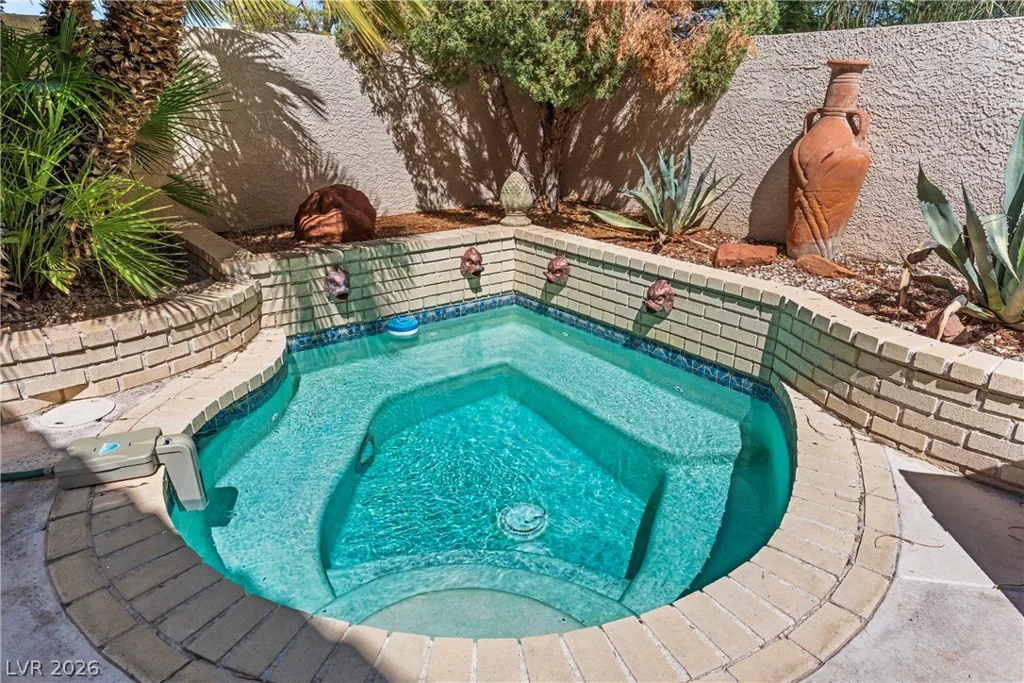 1408 Desert Hills, Las Vegas, NV 89117