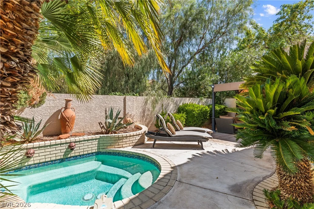 1408 Desert Hills, Las Vegas, NV 89117