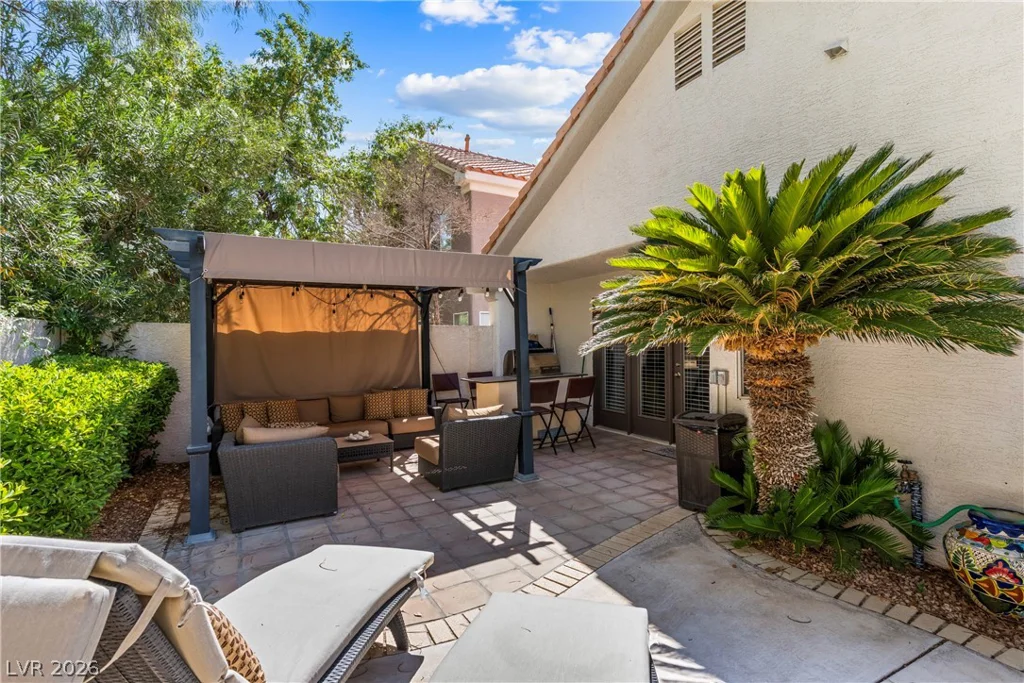1408 Desert Hills, Las Vegas, NV 89117