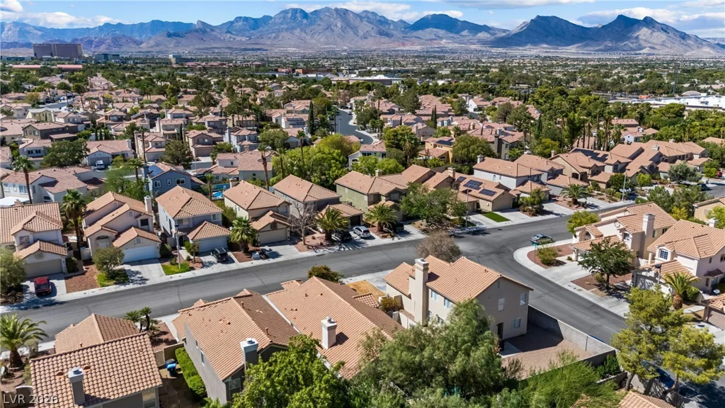 1408 Desert Hills, Las Vegas, NV 89117
