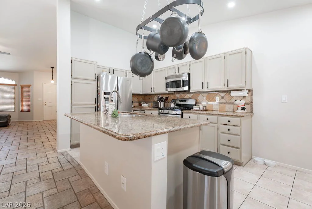 1341 Maplegrove, Las Vegas, NV 89108