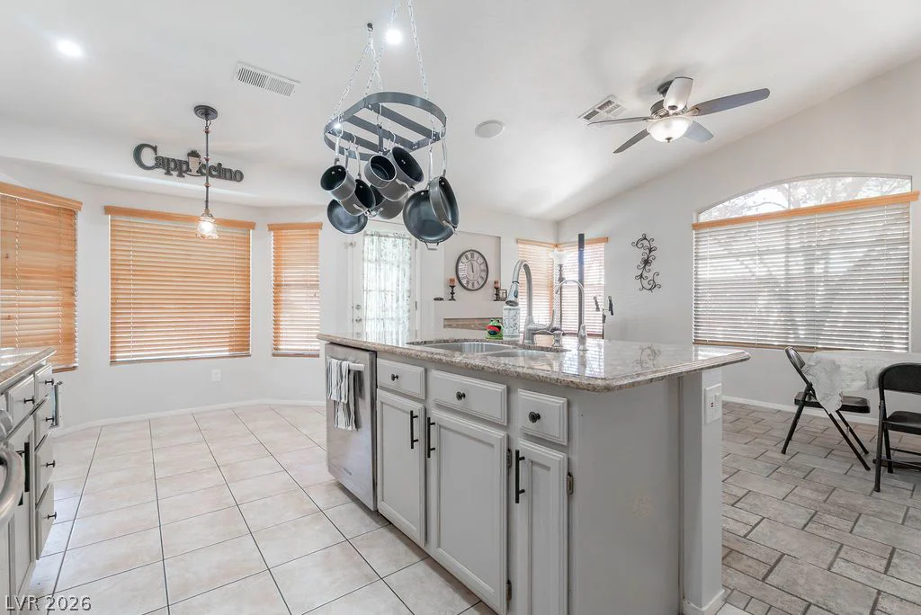 1341 Maplegrove, Las Vegas, NV 89108