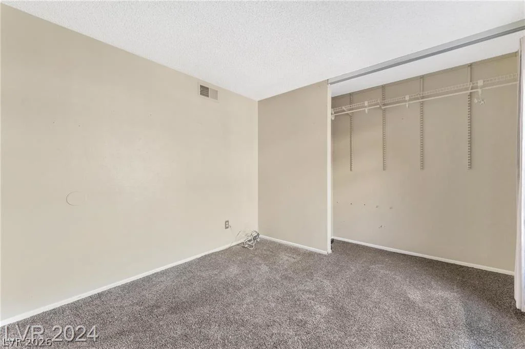 5206 Brentmead, Las Vegas, NV 89120
