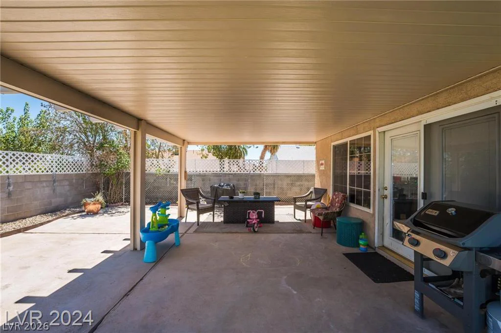 5206 Brentmead, Las Vegas, NV 89120