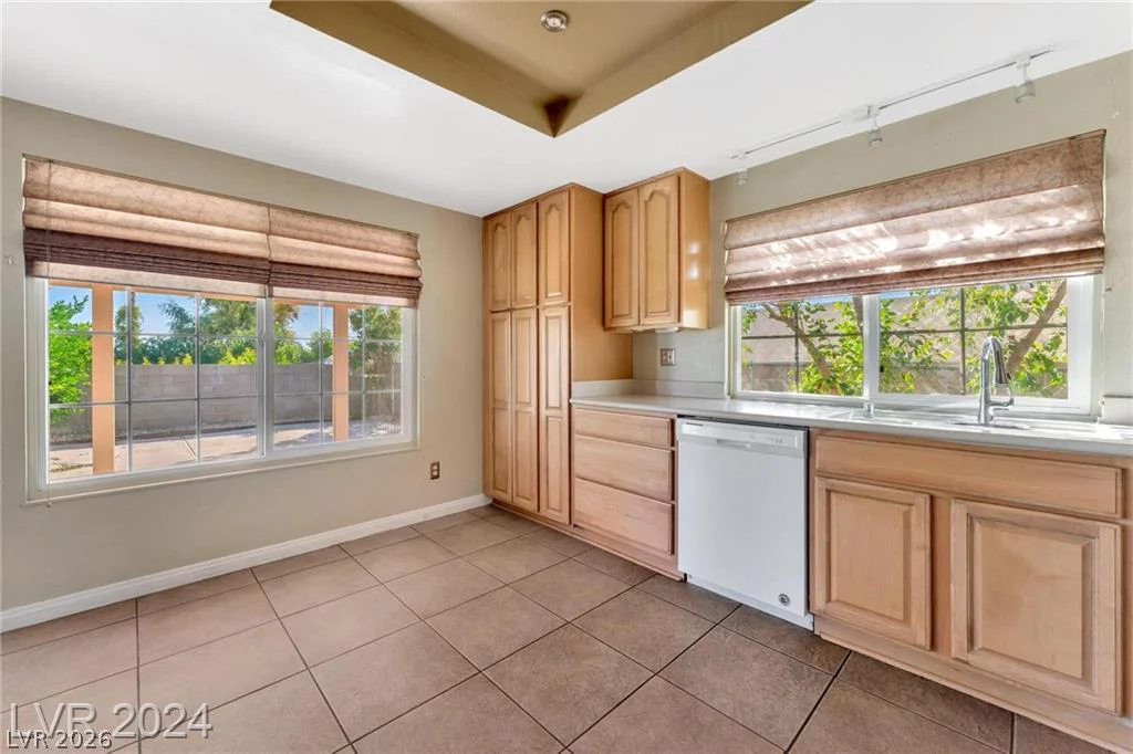 5206 Brentmead, Las Vegas, NV 89120