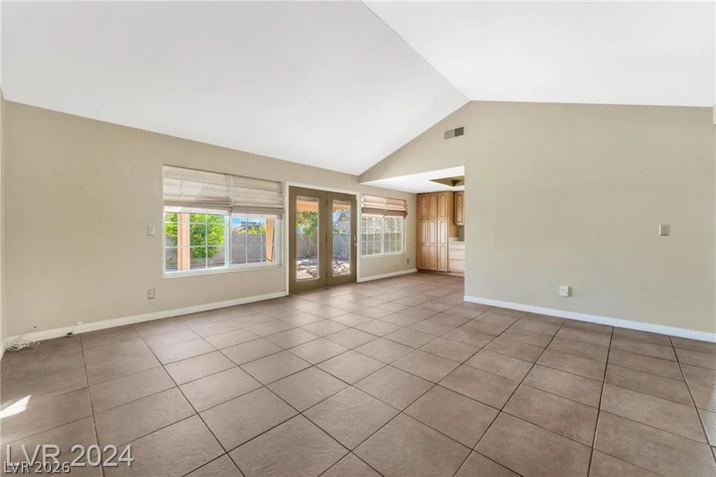 5206 Brentmead, Las Vegas, NV 89120