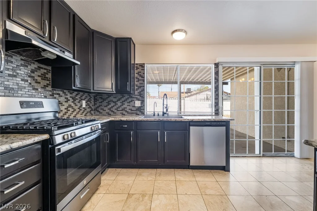 7048 Grasswood, Las Vegas, NV 89147