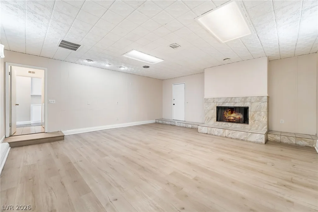 7048 Grasswood, Las Vegas, NV 89147