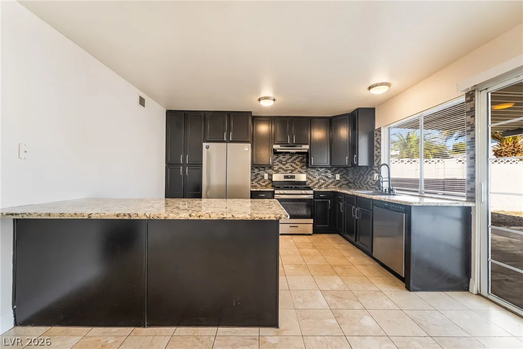 7048 Grasswood, Las Vegas, NV 89147