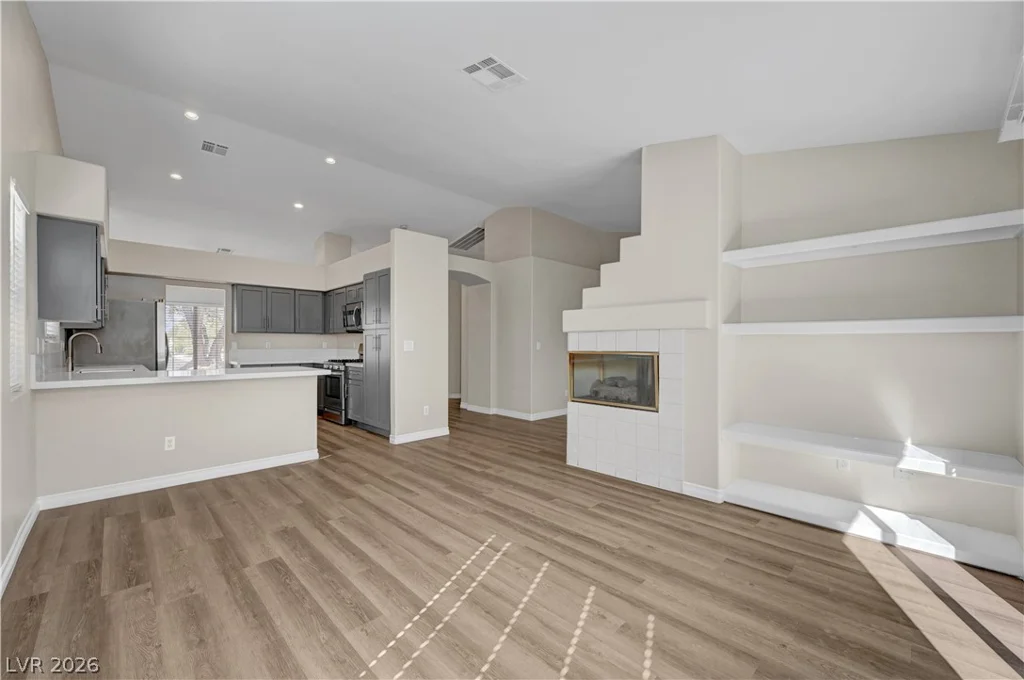 4717 Pointe Decatur, North Las Vegas, NV 89032