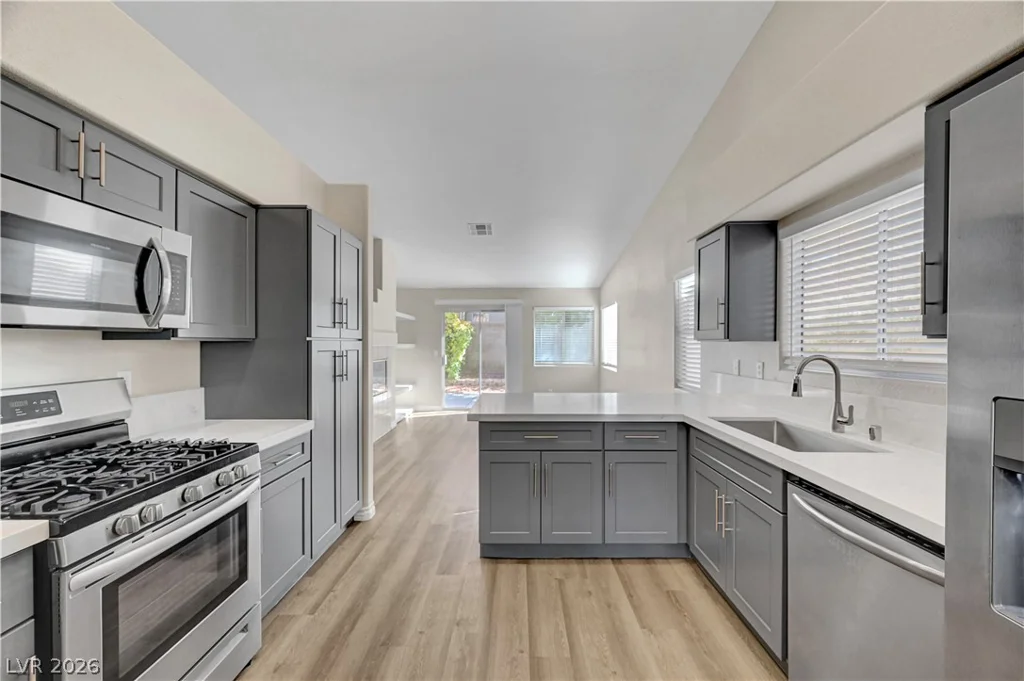 4717 Pointe Decatur, North Las Vegas, NV 89032