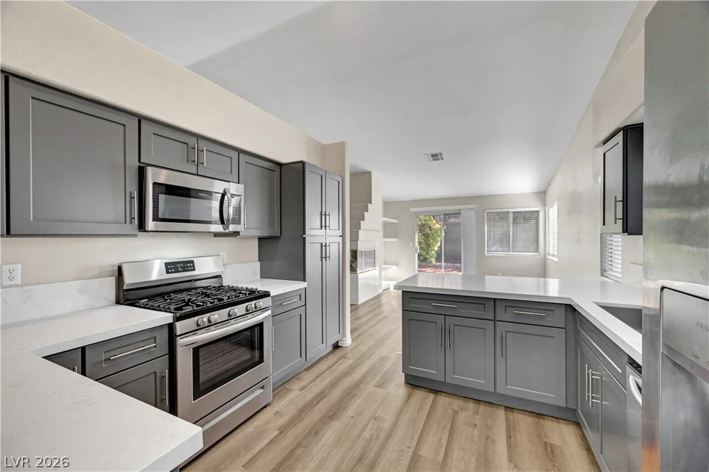 4717 Pointe Decatur, North Las Vegas, NV 89032