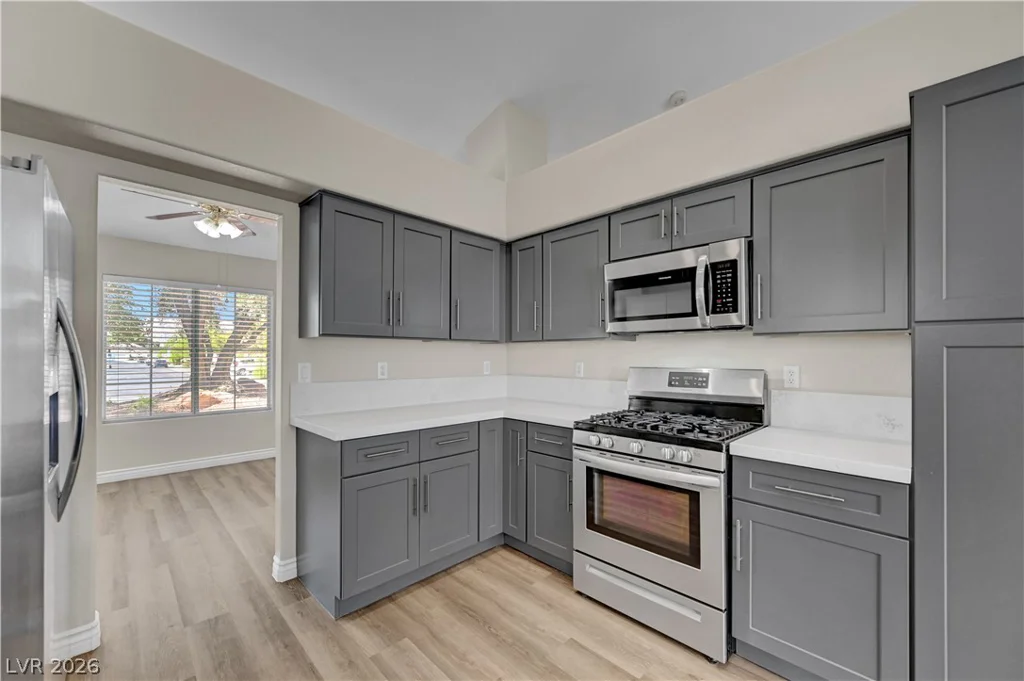 4717 Pointe Decatur, North Las Vegas, NV 89032