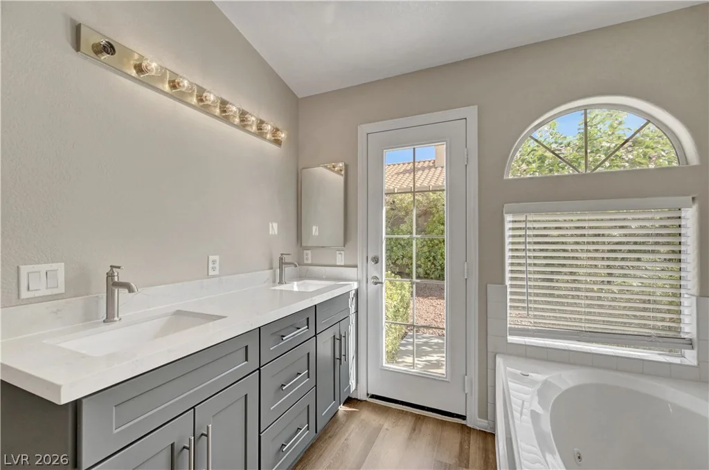 4717 Pointe Decatur, North Las Vegas, NV 89032
