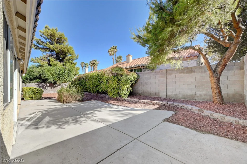 4717 Pointe Decatur, North Las Vegas, NV 89032