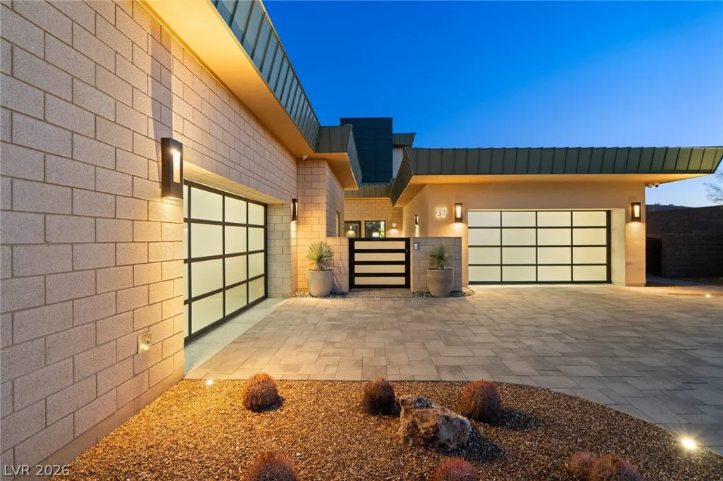 37 Reflection Shores, Henderson, NV 89011