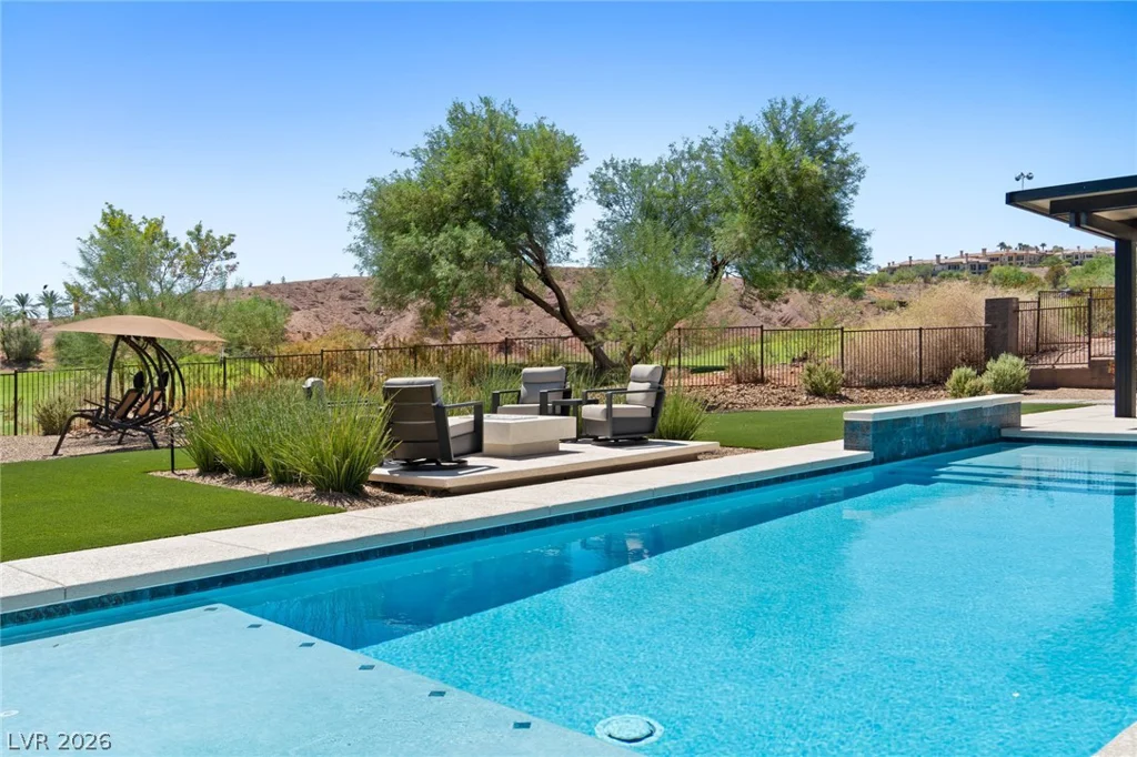 37 Reflection Shores, Henderson, NV 89011
