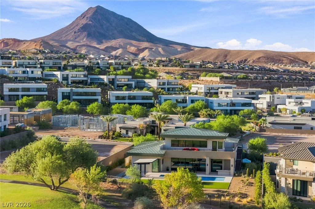 37 Reflection Shores, Henderson, NV 89011